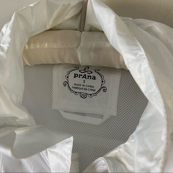 Prana white lightweight hooded zip up jacket sz Small - Picture 3 of 5